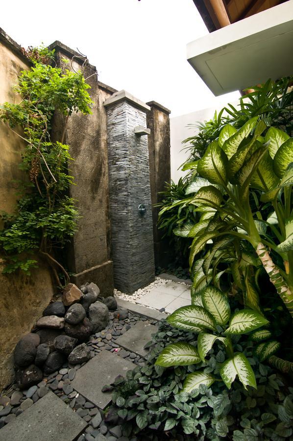 Villa Kaira Estate Canggu  Exterior photo